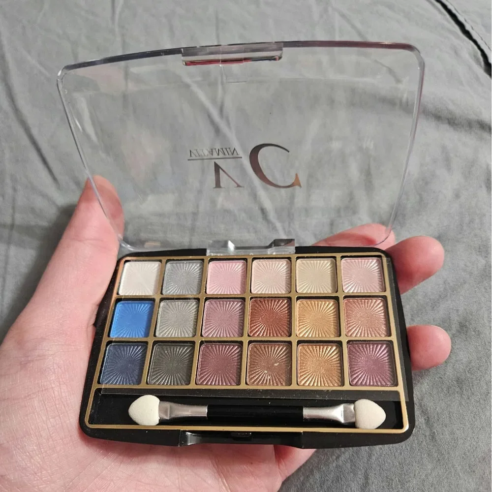 VC Vitamin C Eyeshadow Palette #4 New Asian Beauty 18 Colors